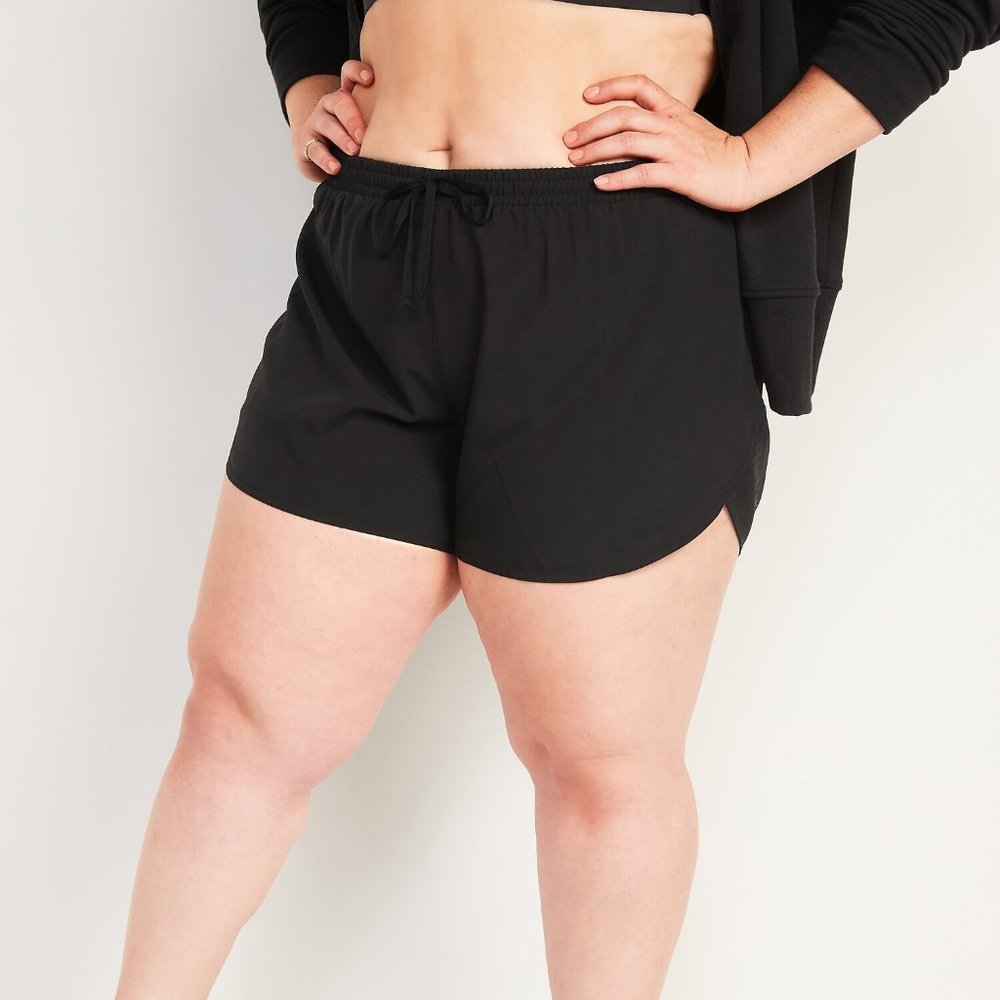 ❣3/25 ❣ OLD NAVY Mid-Rise Dolphin-Hem Run Shorts  - SIZE 4X -- 3" inseam